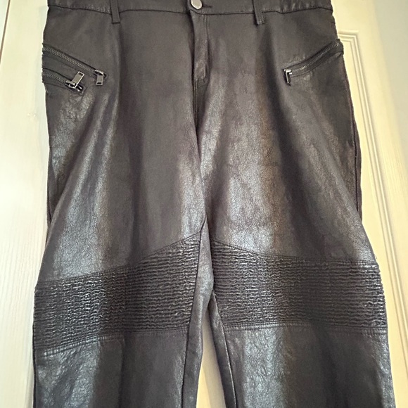 Pants - Picture 3 of 5